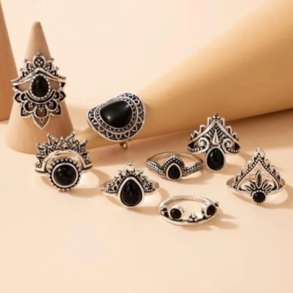 NWT. 8 Pieces Boho Style Silver with Black Stone Rings! - Picture 2 of 4